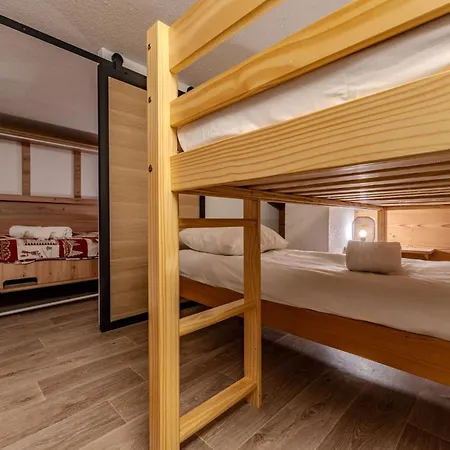 Lägenhet Cozy 2br - Ski-in Ski-out, Heart Of